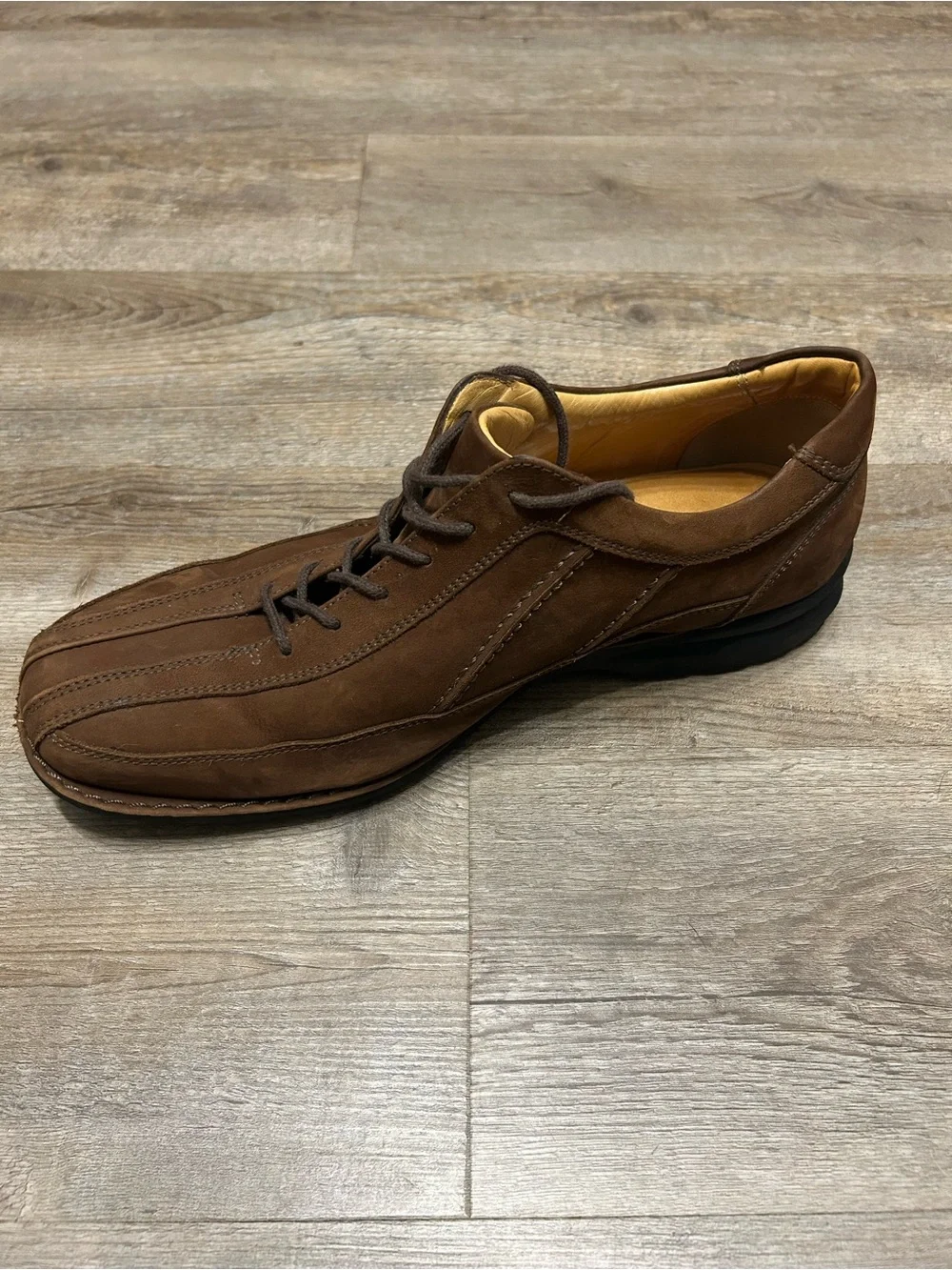 Johnston & Murphy Men’s Size 10.5 M Brown Suede Lace-Up Bicycle Toe Derbys Shoes
